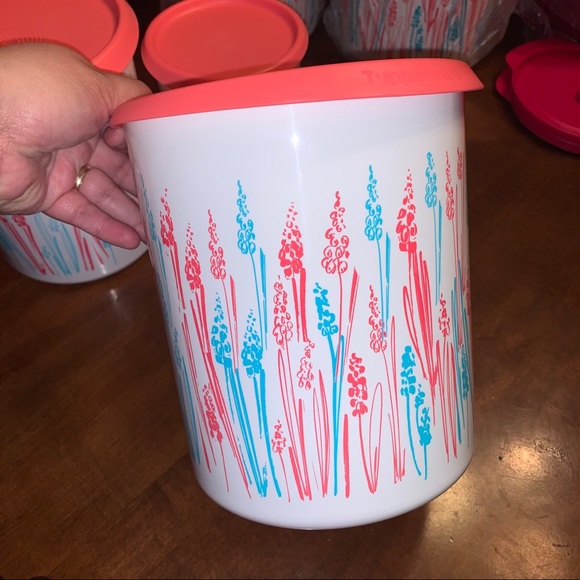 Tupperware One Touch Canister Set - Picture 3 of 6